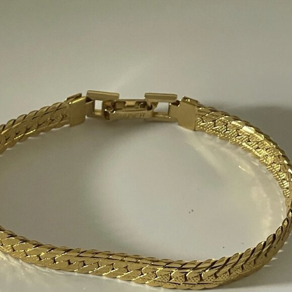 Vintage NAPIER PAT 1980's gold Tone Herringbone Bracelet 7.0" - Picture 7 of 9